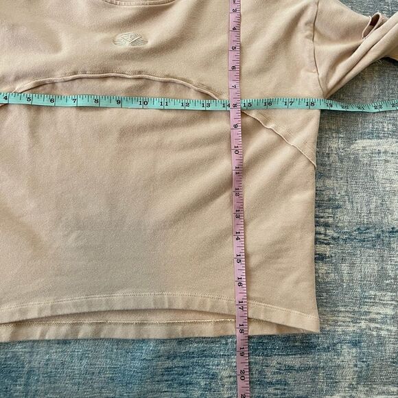 Engineered Life Faux Distressed Sleeve Cropped Athletic Sweatshirt Large - Picture 9 of 9